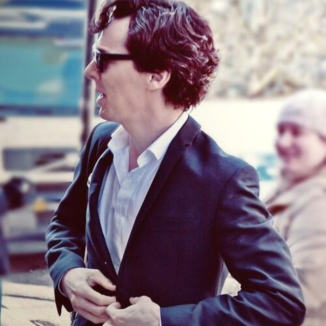 htepolicebox's profile picture. free follow from @alynxide follow me there ilu