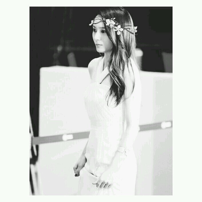 { unreal } jung soojung. sicew is dumber than the dumbest. betrayed angel.