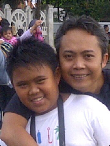 ekonurhadi78's profile picture. berdua ... melangkah beriringan menuju akhir