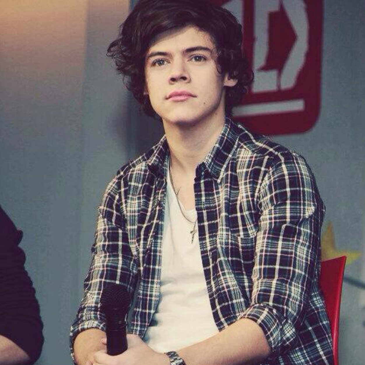 teenage white girl who obsesses over every cute guy remotely similar to me