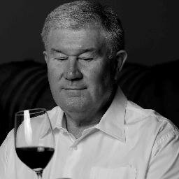 Proprietor and cellarmaster of De Wetshof Wine Estate, producer of site-specific wines in Robertson, South Africa.