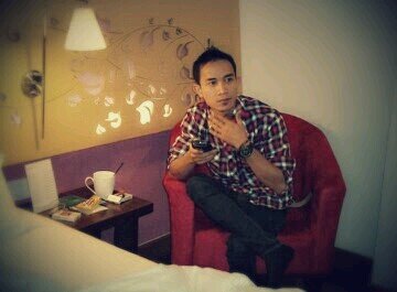 payfaisal96's profile picture. 