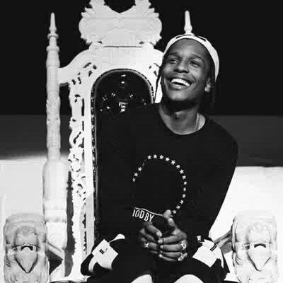 _ToniBuMz_'s profile picture. I♥Skating&&Soccer.