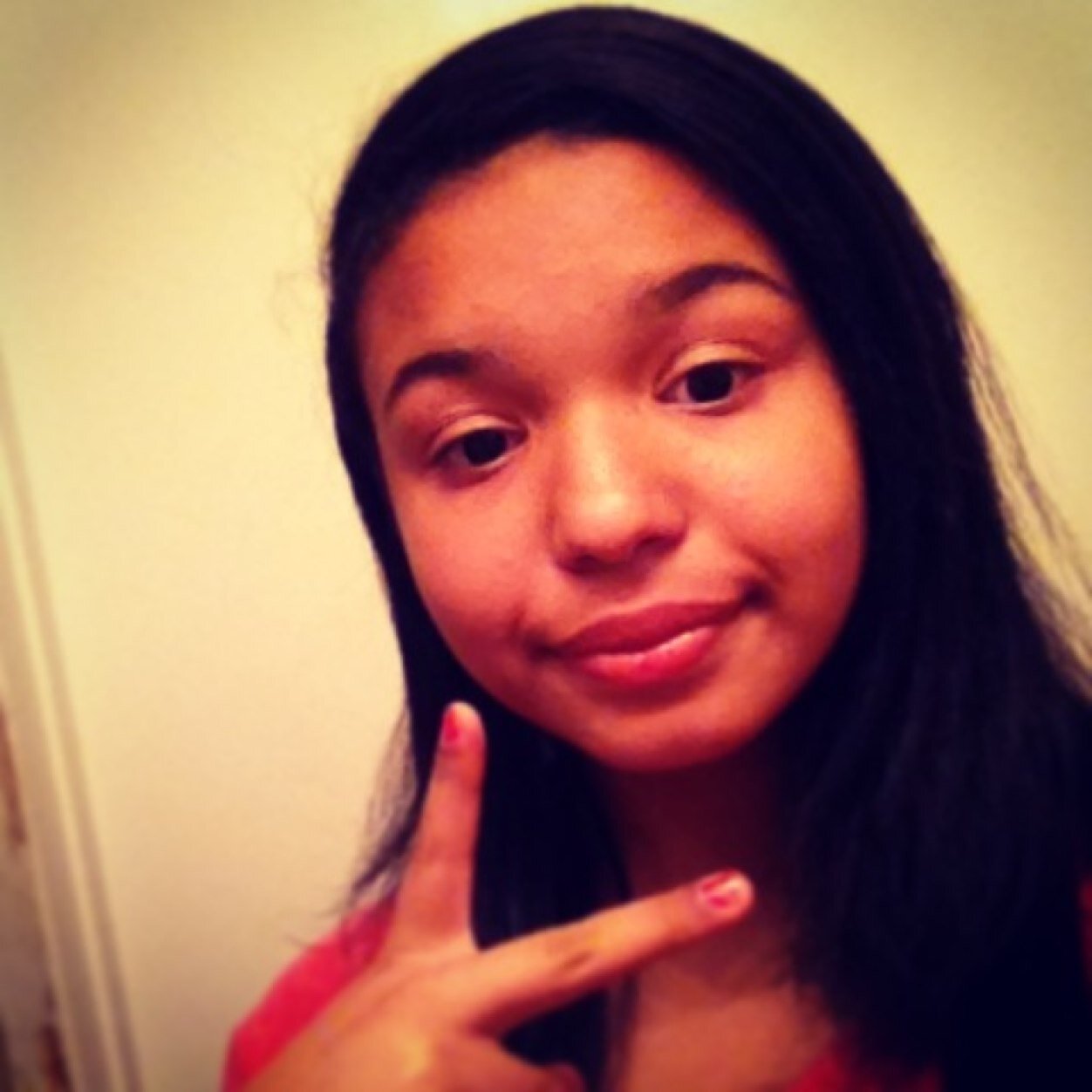 Love my family love my music love my life love my friends :) follow me on instagram xoxo_miyah talk to me on kik miyahmartinez1234 yeah k see ya