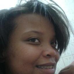 sou uma pessoa meiga e que tem um objetivo na vida ser bem sucedia  :)