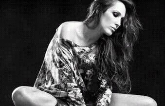 Dedicado a @_MaluOficial_ y a todas nosotras, sus maluleras. Un estilo de vida, una familia, #FamiliaMalu En http://t.co/vEkNT5NtZb podeis preguntarme