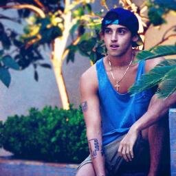 I love the Janoskians and One Direction more than you will ever know.