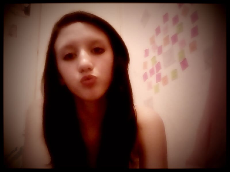 i love to sing  and my best friends sister likes hot boys xxxxxx