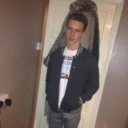 17 year old, FC Halifax town footballer!...... Made in Essex, new to twitter follow i'll follow back!