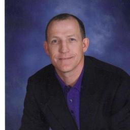 Coach Bill. Kauffman Center VP. @JMilla1314 ‘s and @CJMiller1325 Dad. QB/Sprinter Family https://t.co/ZlEa7j3Icw.