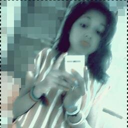 “ E quando você se sentir vazia, me mantenha em sua memória. ” Eu Te amo Marida ∞ IrmãSanches Minha *-* // Via: Tua @Negrinindaanw__ s2