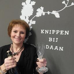 knippenbijdaan's profile picture. kapper, barbier, coiffeur, friseur, haarkapper, hairstylist , kapperszaak, Wella professionals, kapsalon, Saltshof, Woezik te Wijchen. 024-6636958 / 0630181281.