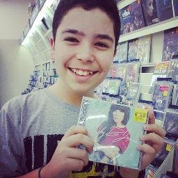 sigo quem seguir. smiler, lovatic e arianator.