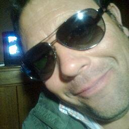 YO PARA SER FELIZ ,`` un monton``     POR CIERTO,   SI, YO ESTUBE EN       H A P P E N I N G  EN EL VERANO DEL 82