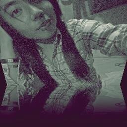 |16| Love to Skate.Love Music.Favorite Song:http://t.co/EsNM63Ktx3