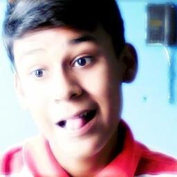 #Lo mío es el /o/ Amor l♥ Hablalee:$ Pocas Palabras,Mejor Unico Que No Ser Pefecto,Soy Real La Vida es Mejor Si La estoy Viviendo*o* Jeje
