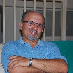 Ο Ευάγγελος Αυδίκος είναι om.καθηγητής Λαογραφίας στο Πανεπιστήμιο Θεσσαλίας και πεζογράφος