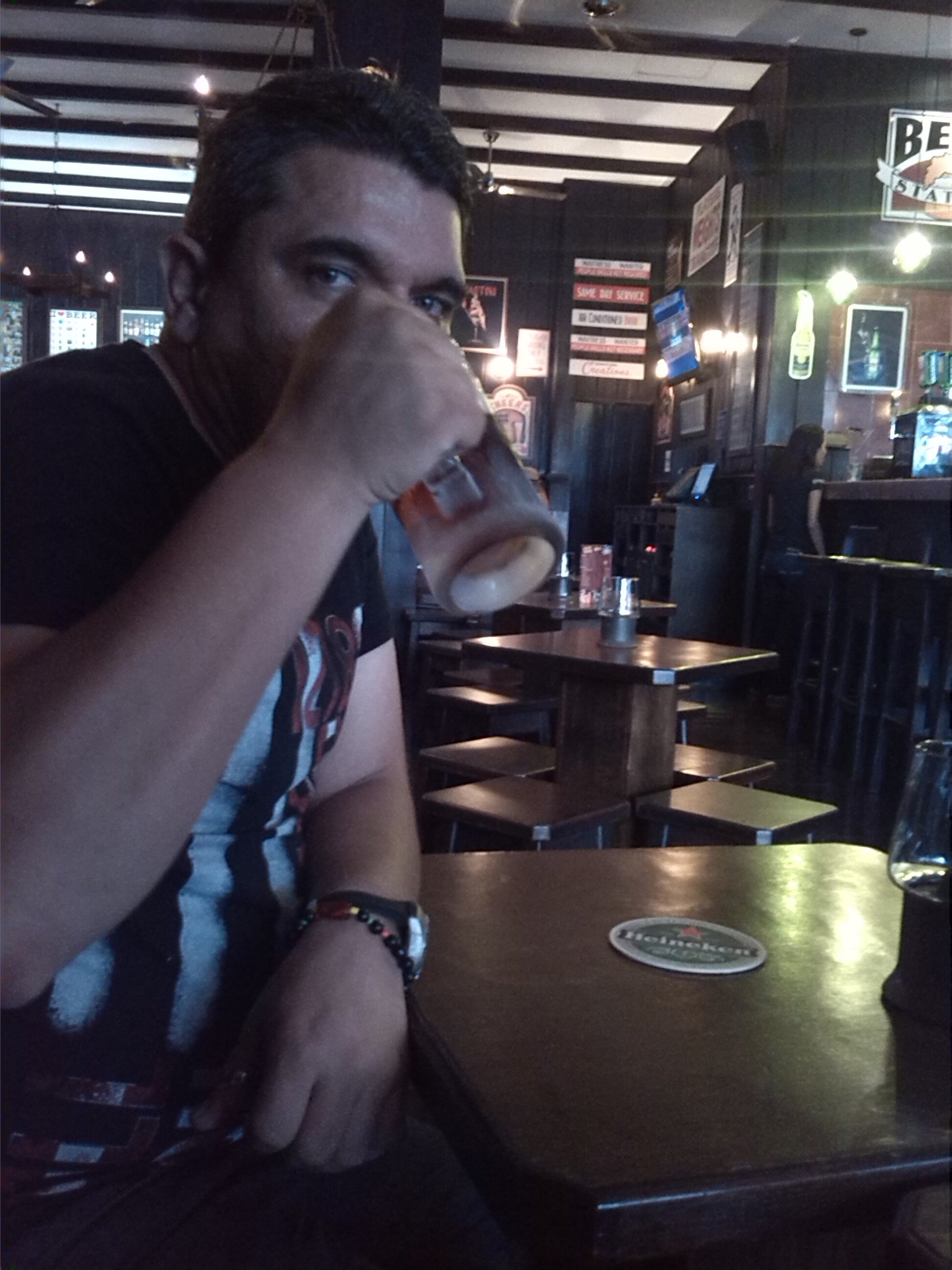 manriquesh's profile picture. 