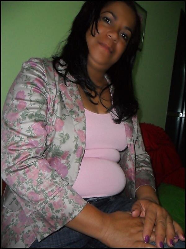 sou uma pessoas extrovertida e de personalidade forte....