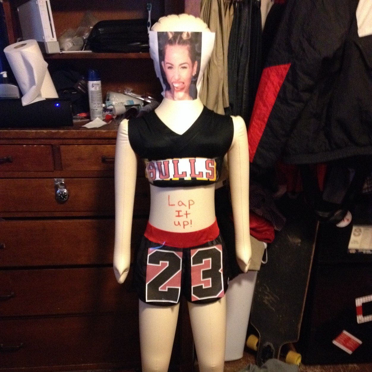 RankSideboob's profile picture. Official twitter of Rank 23 of the UW Marching Band. Always stylish and functional. Defs won't troll you. Promise. For realz.