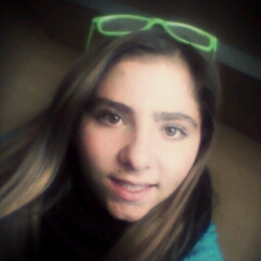 soy una chica facil de conquistar me encanta que me den besos en el cuello, que en medio de una discursion me besen sin aver un porque