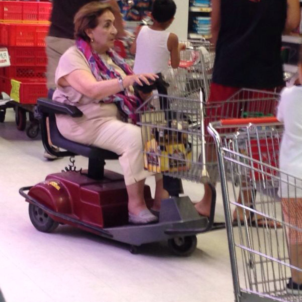 Sapeándolo todo por ahí; pilas...