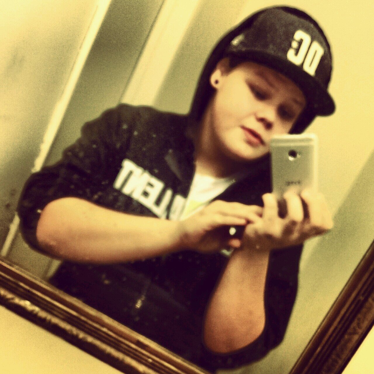 breann_stcyr's profile picture. Instagram : BreannGoncalves