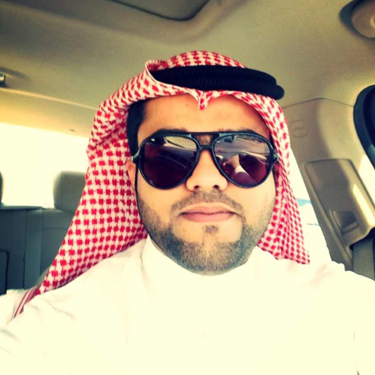 مابه جديد !
أنا على .. خبرك :
وحيييييد !