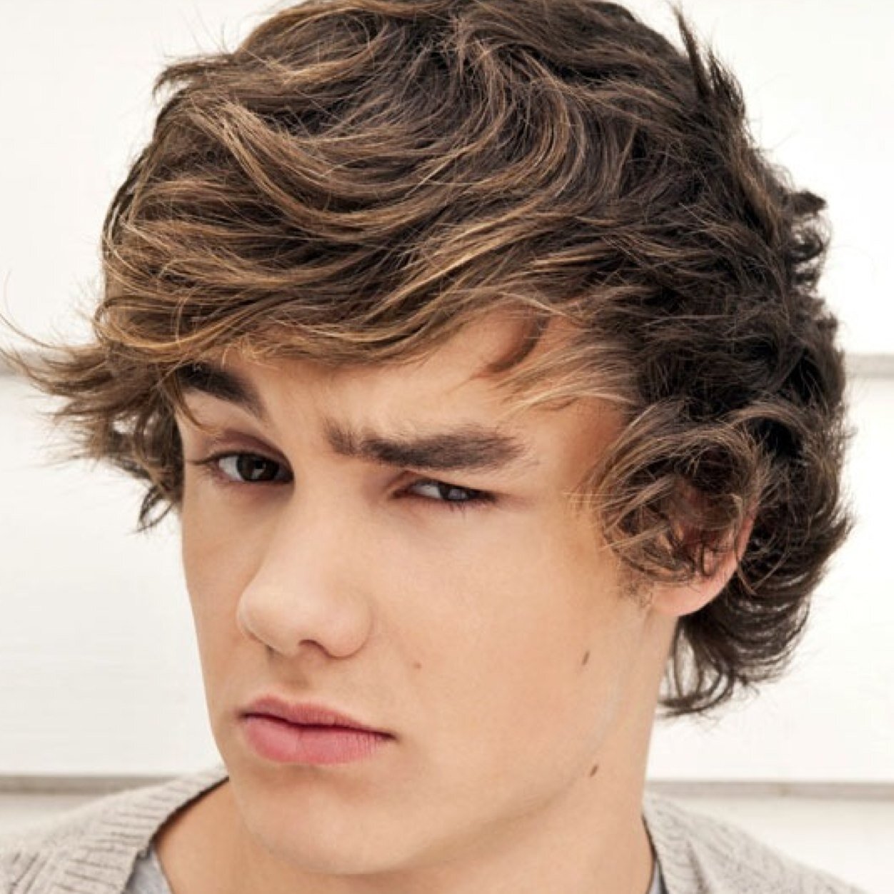 One Direction is my HERO and track, volleyball, and cheerleading are my thing. I LOVE the Walking Dead!!!:)