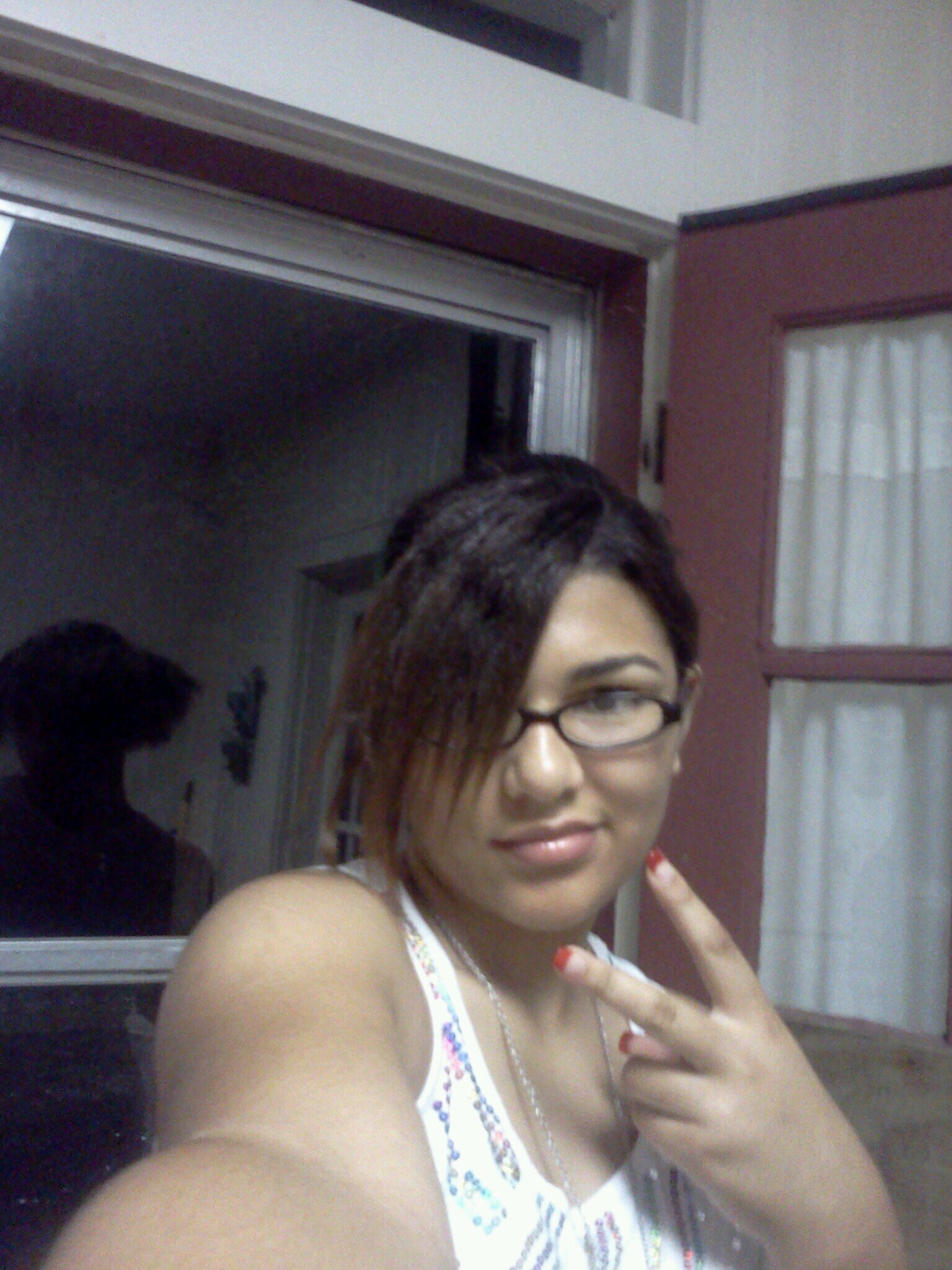 i love music & im bubbly. follow me & I'll follow you
