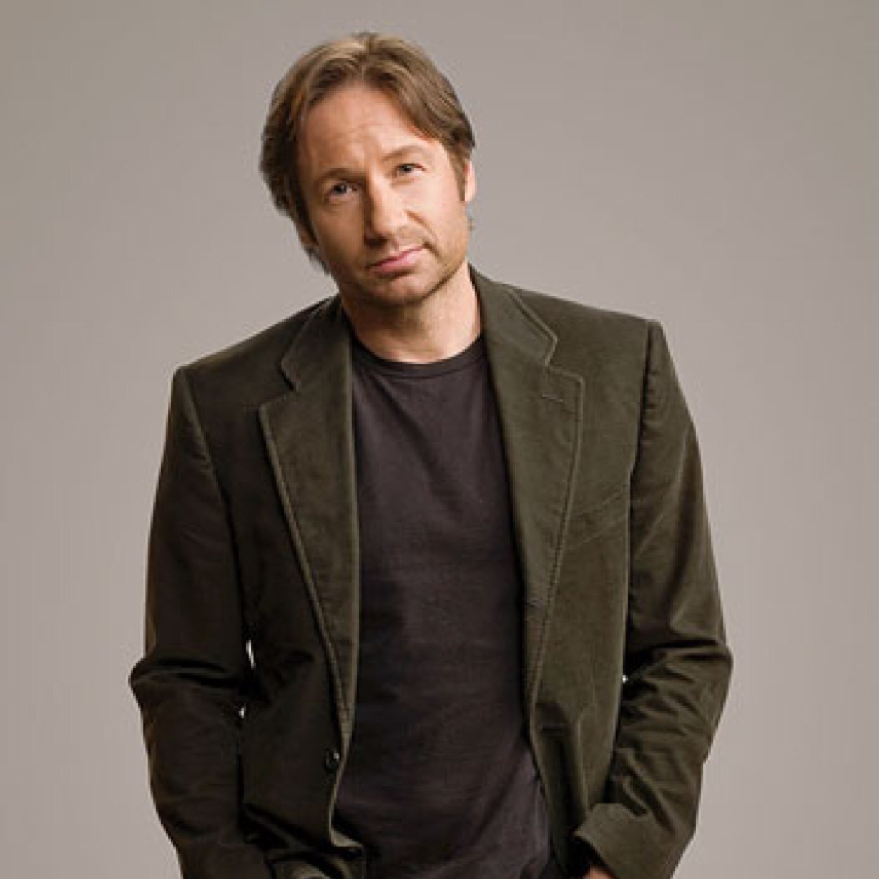dress like hank moody