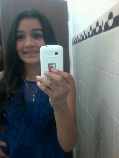 EL que ama,sufre
EL que sufre,lucha
y el que lucha,GANAA! *_*