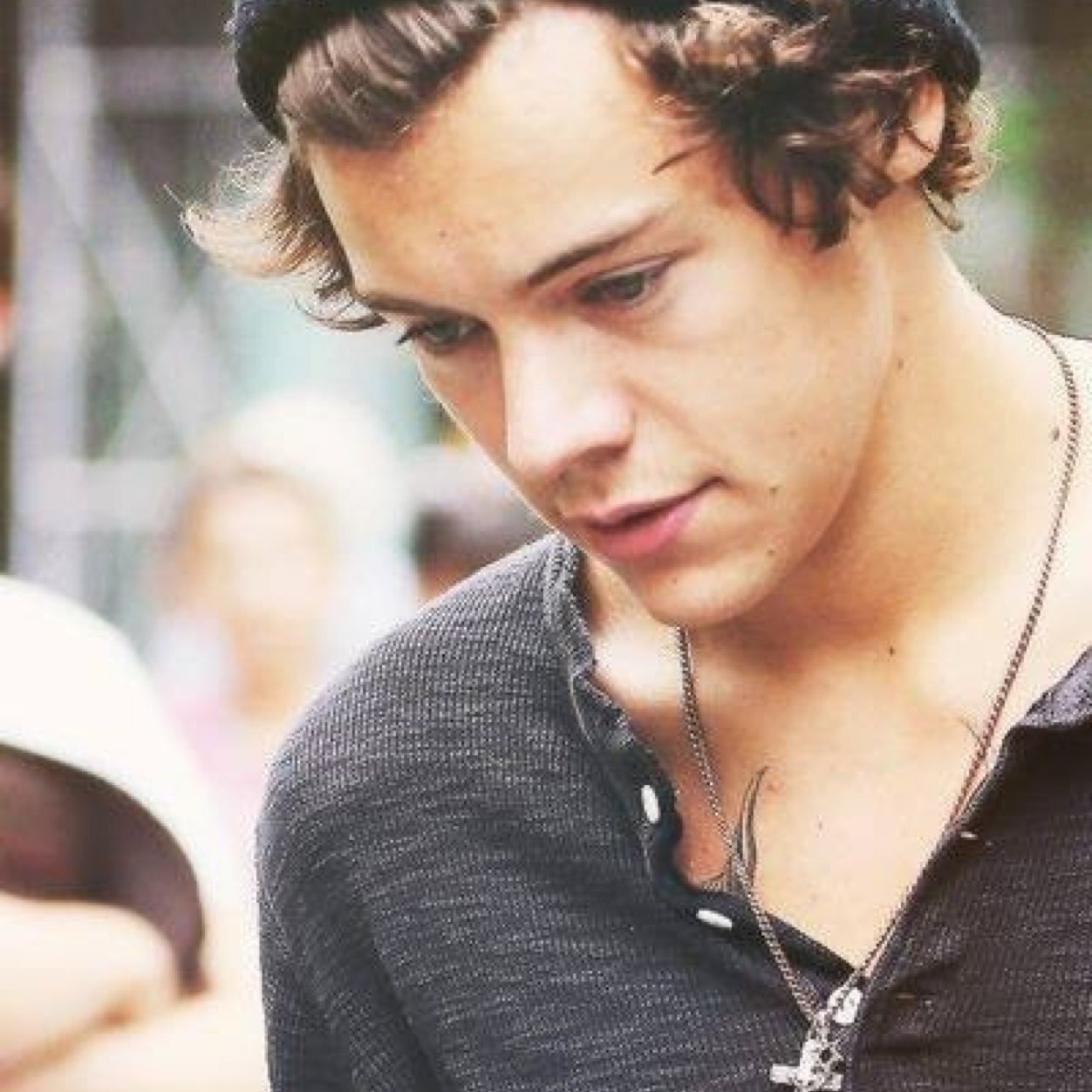 It would mean the world if you would follow me harry i know im just another girl but your my one and only you have stole my heart F.O.R.E.V.E.R❤️