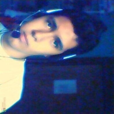 hi my name is bless.! can you lease follow me and i will follow everyone back..! im beliebers... ihope that JB gonna follow me back.. :)