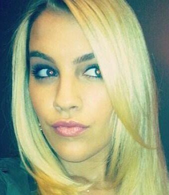 I don't claim to be the real Kristen Alderson. This is an rp page. Thank you :)