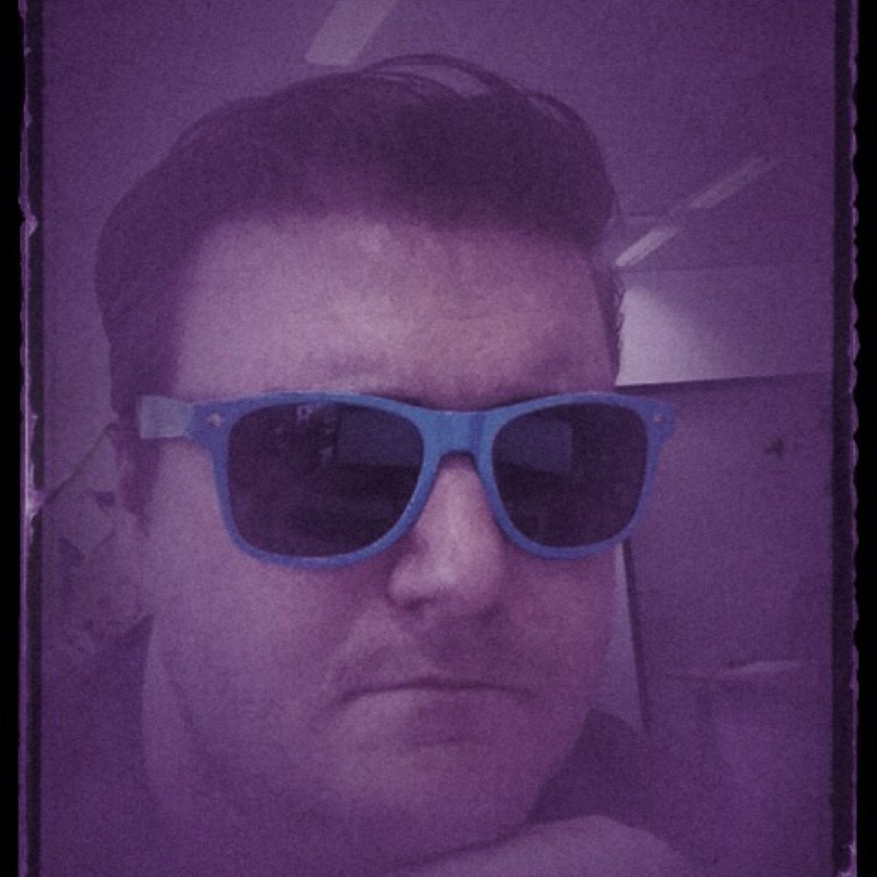 asnamezl's profile picture. 