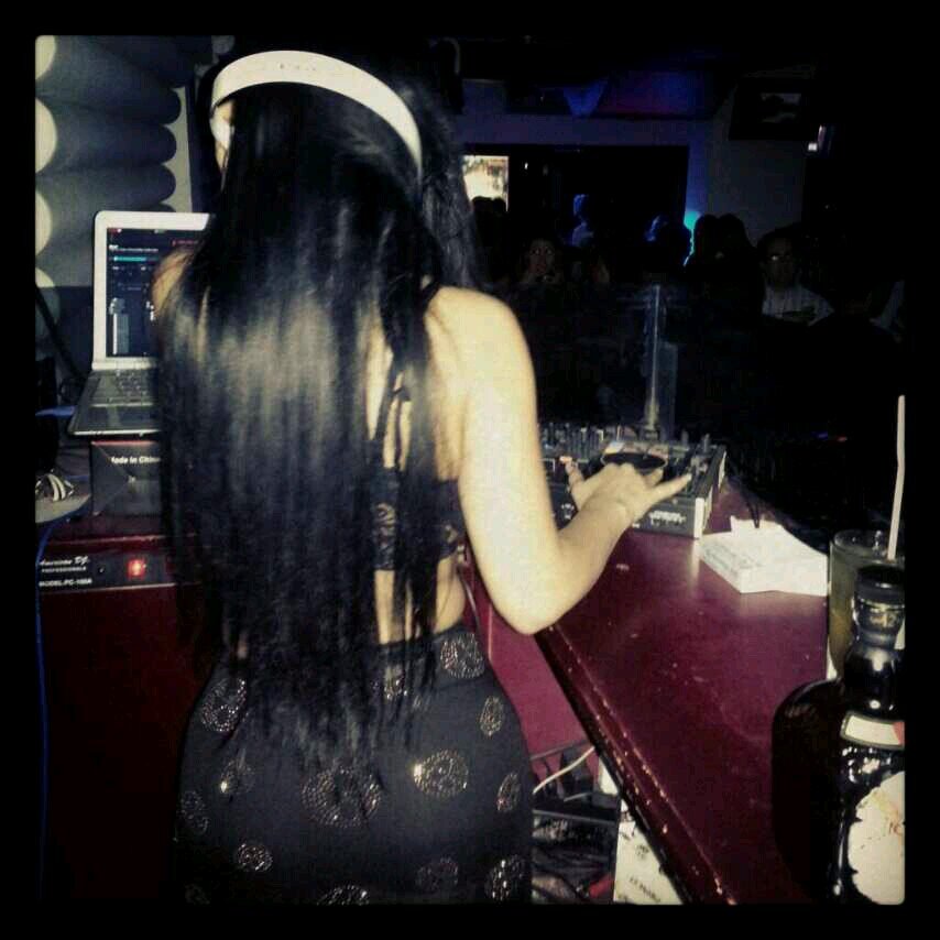 estudiante de comunicación social - futura Dj luchadora de mis sueños
