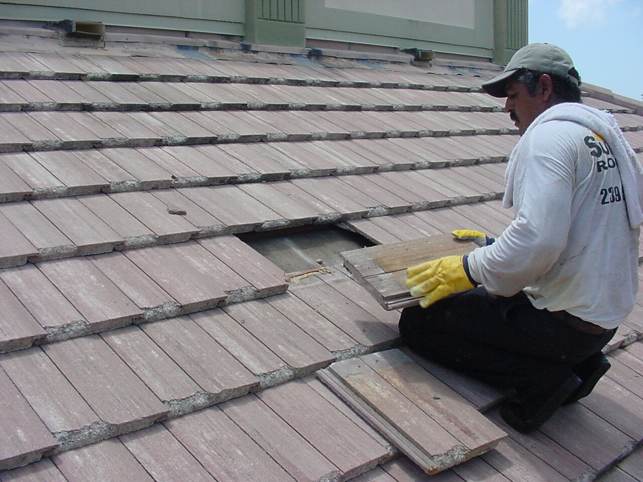 Sunshine Roofing of SW FL, Inc. is a full service roofing contractor,based in Naples, FL. Fully insured, and licensed by the state of Florida, Dept. of Business