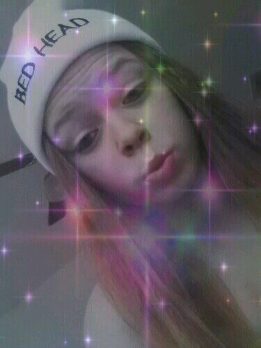 ♡ whassguud follow me #lesbian i love bitches an ill treat u right hmu an follow me on insta @animamakeher_tapout MY HEART IS TAKEN ♡♥