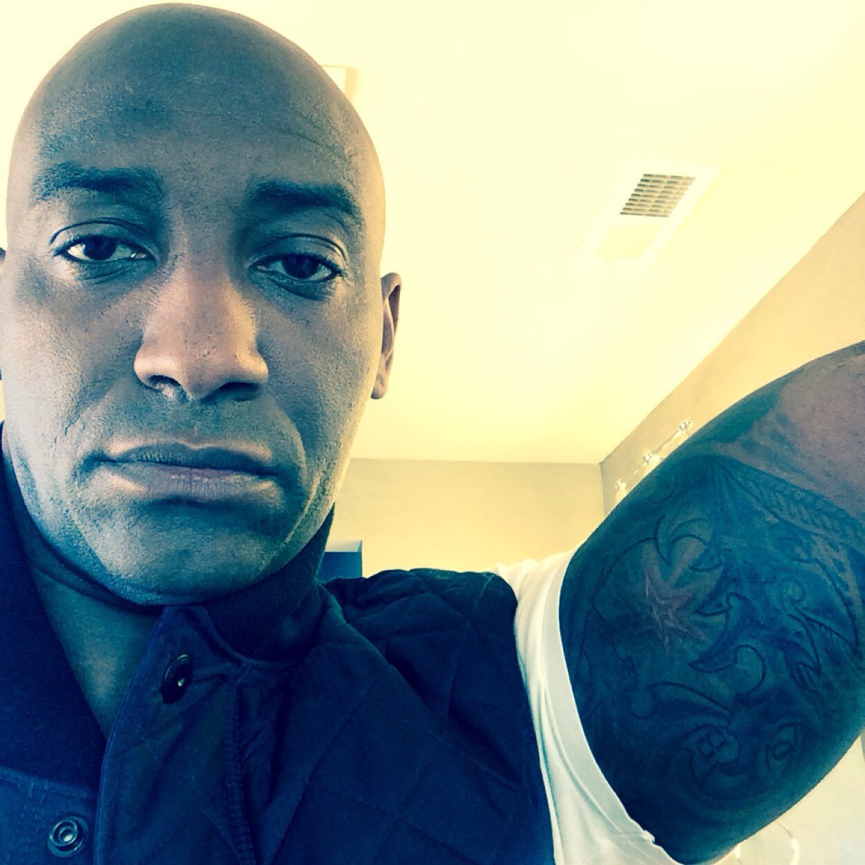 mrbenton's profile picture. 