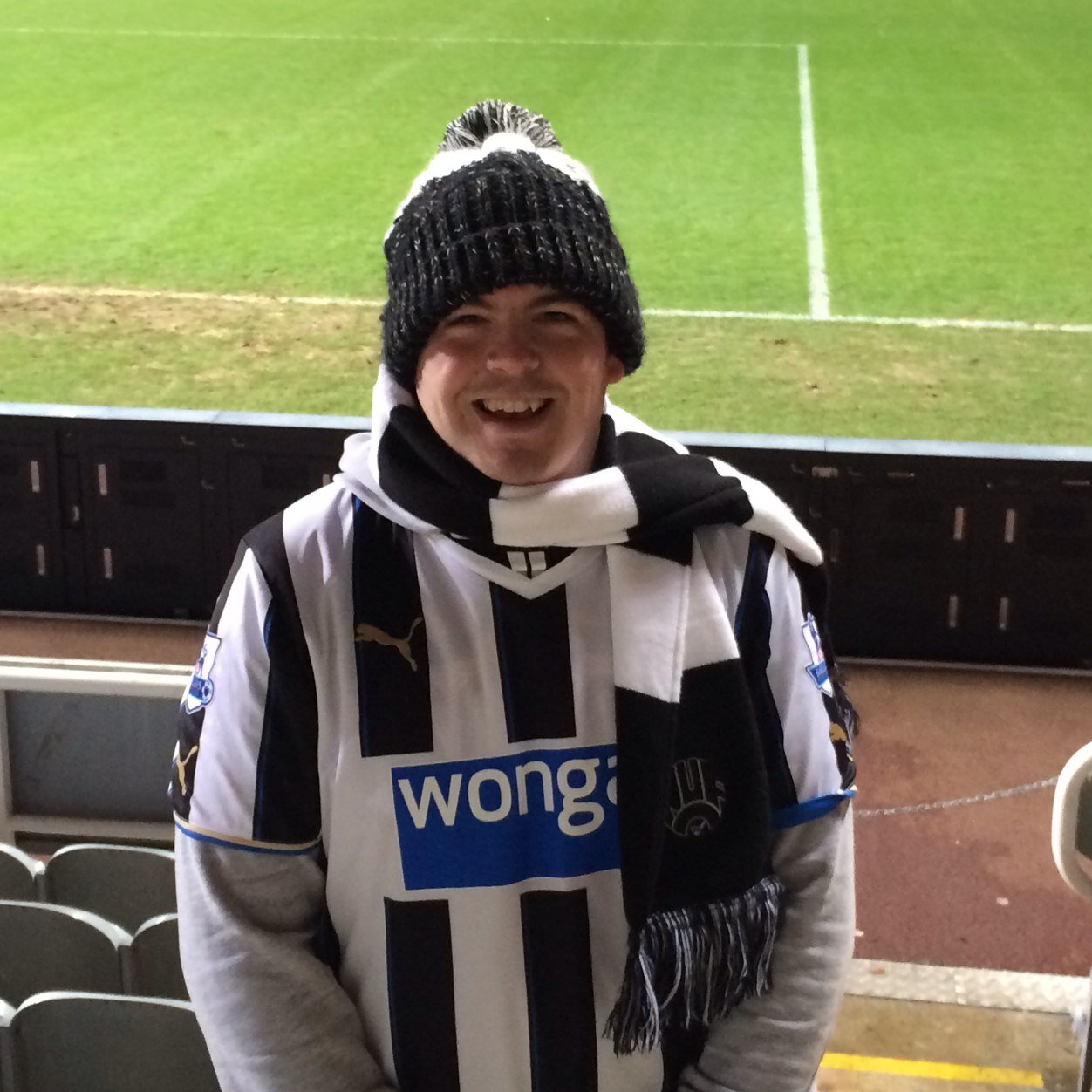 dickybowlt's profile picture. Sex and golf are the two things you can enjoy even if you’re not good at them