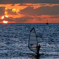 LetsTweetAboutIt (@letstweetabout) 's Twitter Profile