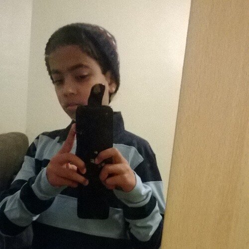 Hi guys follow me and I'll follow u back. Subscribe me on youtube i got lots of videos Naz Miah http://t.co/CcQrrftGAW...