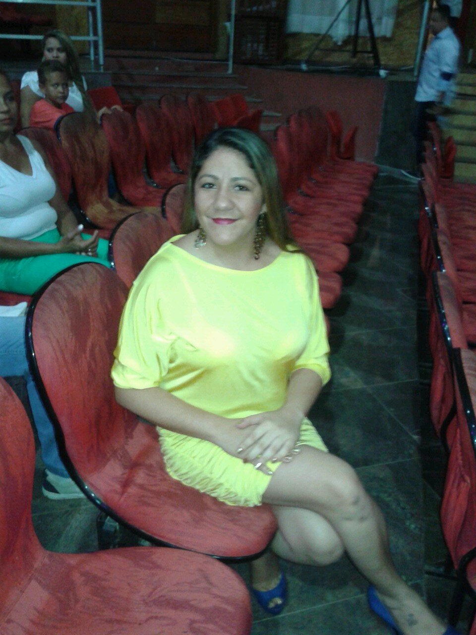 Mãe, empresária e totalmente dependente de Deus.