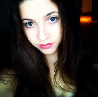 Brazilian 15 year old girl. Love to dance, sing, surf, and hang-out with my friends 3