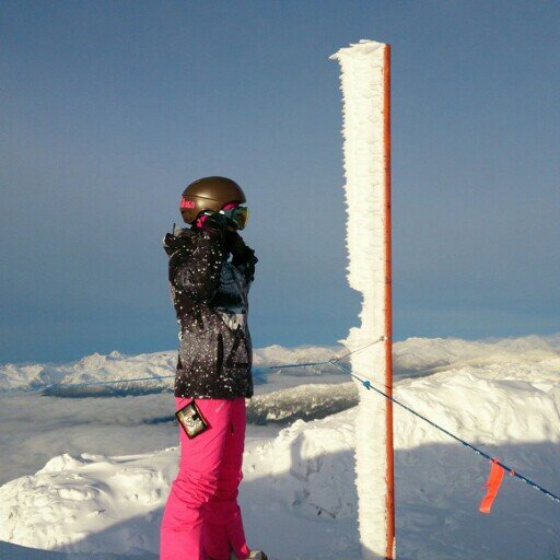 love........snowboarding