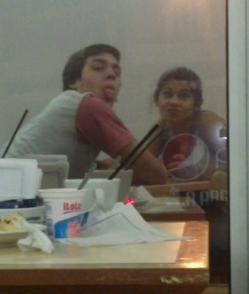 cesarnr96's profile picture. 