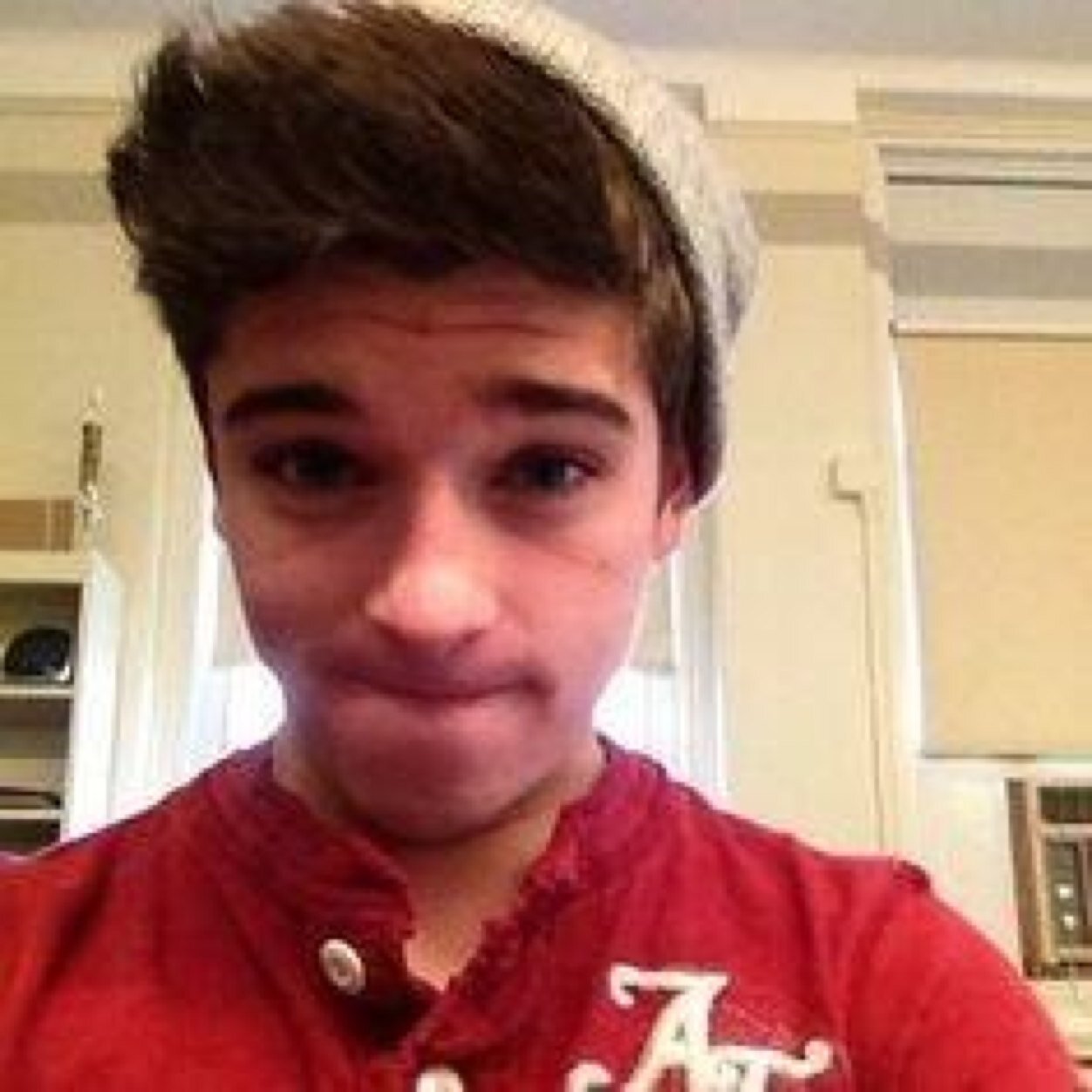 Mah awesome bio If you're reading this, we're friend now ➡️Rp⬅️ Hai friend :*) ||Single||