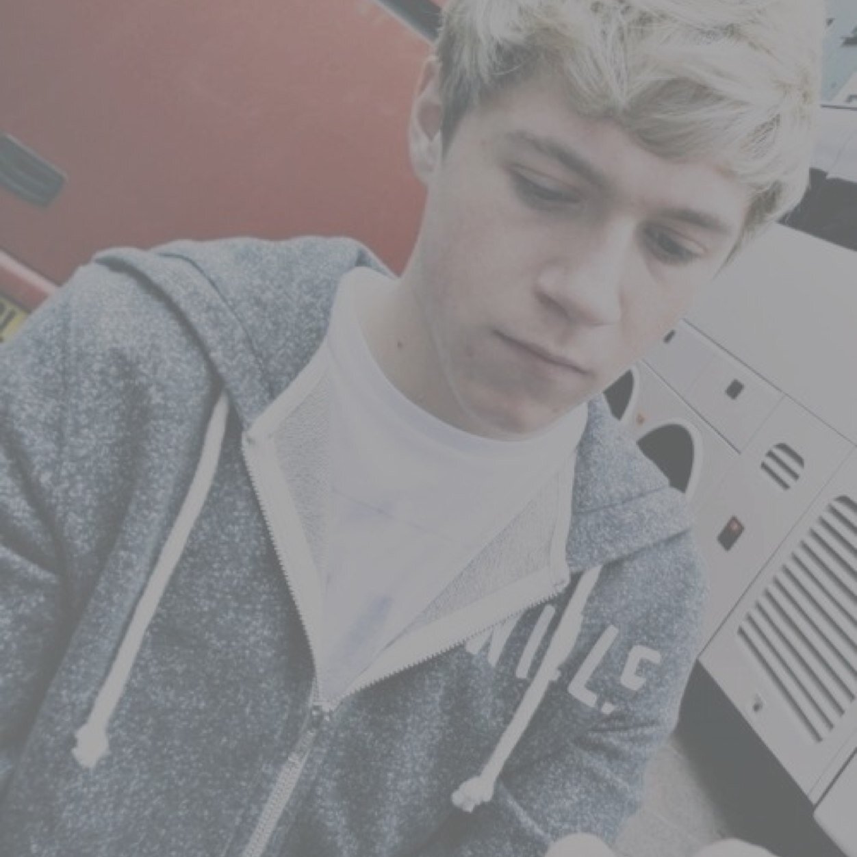 we do weird shits sometimes (◡‿◡✿) @palecuteniall & @wtfniall_