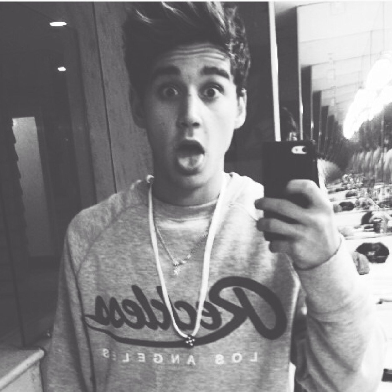 Omfg remember when Luke followed you? ♡Follow @highonluke_ if you want bc ily♡